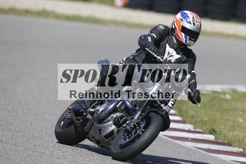 /07 09.04.2026 Cornu Master School ADR/Gruppe gruen/13